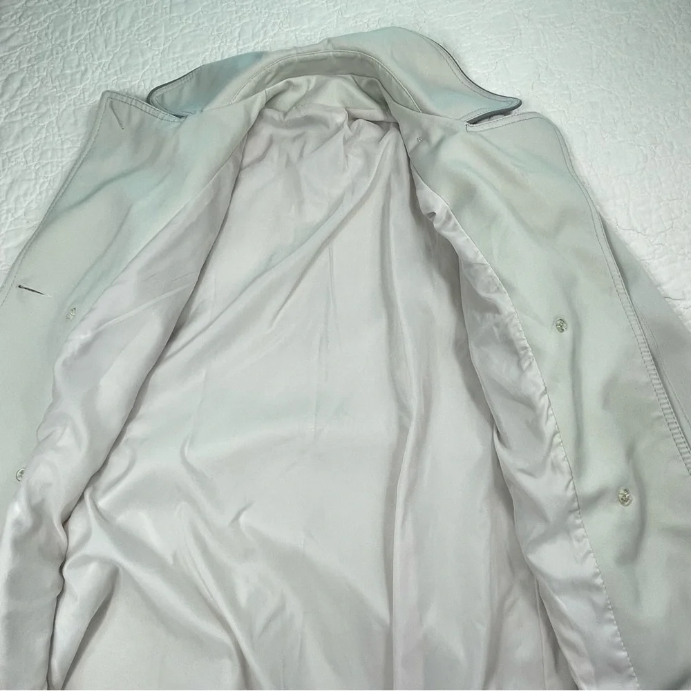 🔥Vintage Forecaster Of Boston Double Breasted Pale Gray Midi Length Trench Coat - Picture 11 of 15